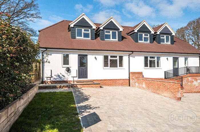 3 Bedroom Semi-Detached House To Rent In Broomwood Way, Lower Bourne, Farnham, Surrey, GU10