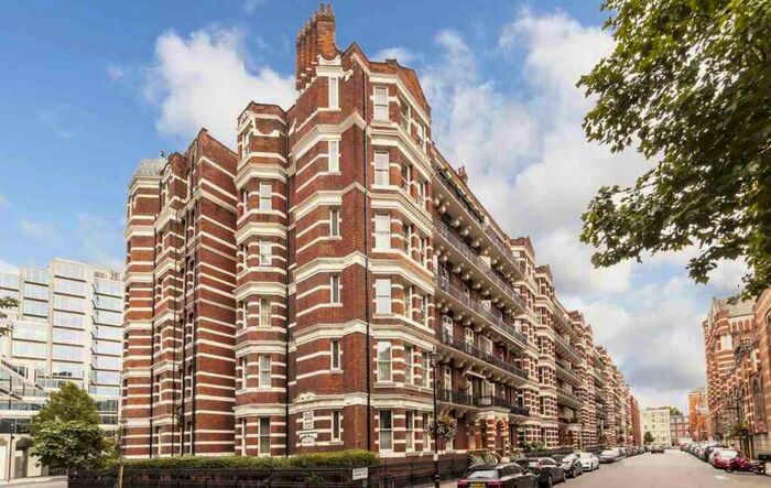 3 Bedroom Flat To Rent In Ashley Gardens, Thirleby Road, London, SW1P