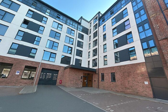 1 Bedroom Flat To Rent In Victoria Riverside, Atkinson Street, Southbank, Leeds, LS10
