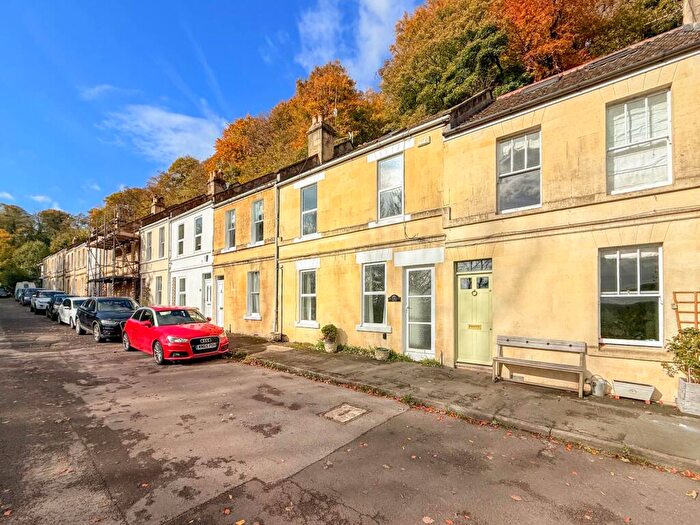 3 Bedroom Terraced House For Sale In Perfect View, Bath, BA1