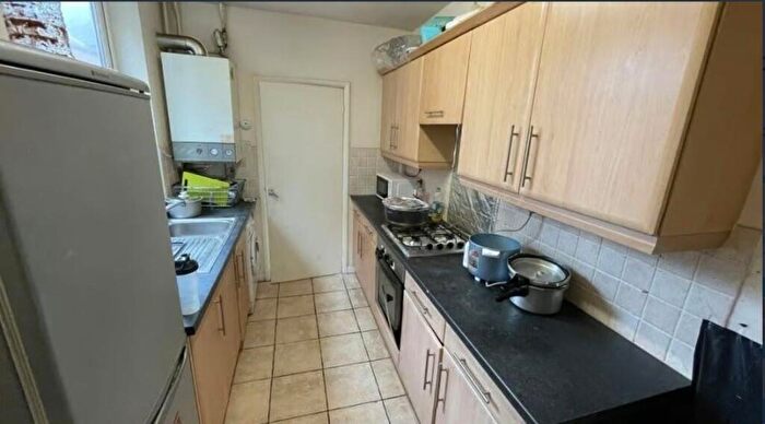 4 Bedroom Terraced House To Rent In Ullswater Street, Leicester, LE2