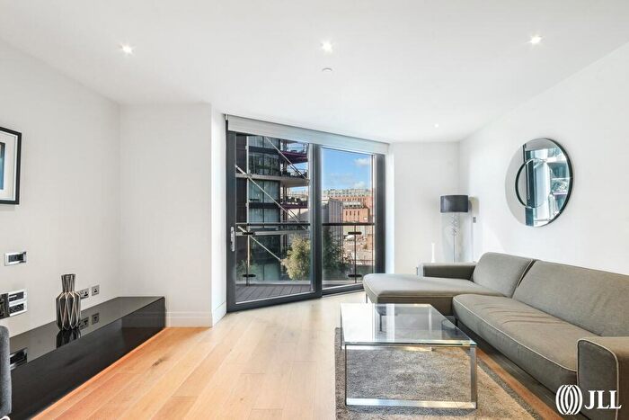 2 Bedroom Apartment To Rent In Riverlight Quay London, SW11