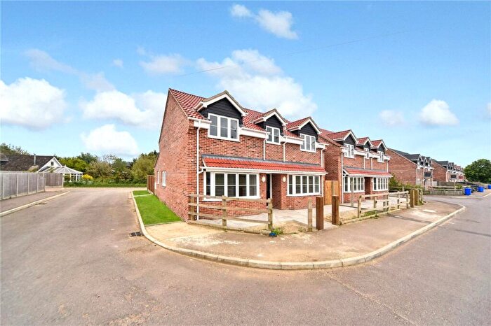 4 Bedroom Detached House To Rent In The Grove, Beck Row, Bury St. Edmunds, Suffolk, IP28