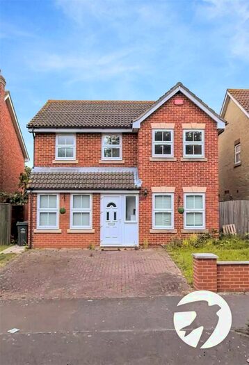 4 Bedroom Detached House To Rent In Darenth Park Avenue, Dartford, Kent, DA2