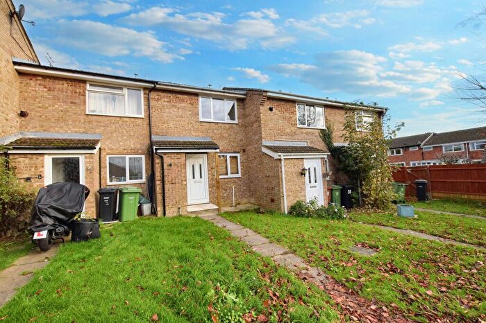 2 Bedroom Terraced House To Rent In Hamilton Road, Thame, OX9