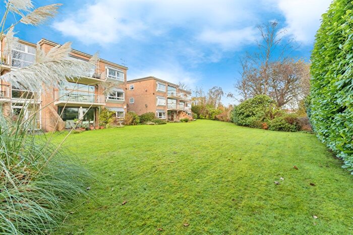 2 Bedroom Flat For Sale In Vyner Close, Bidston, Prenton, CH43