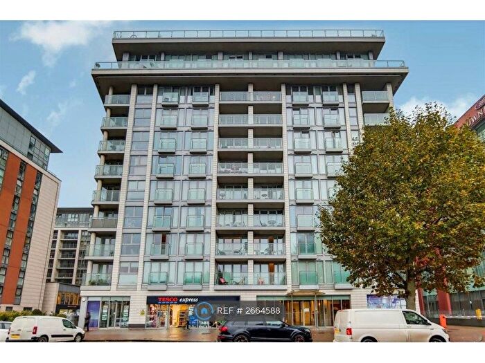 1 Bedroom Flat To Rent In Western Gateway, London, E16