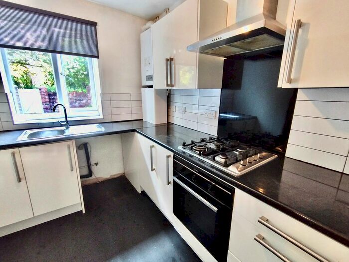 2 Bedroom Semi-Detached House To Rent In Mexborough Place, Leeds, LS7