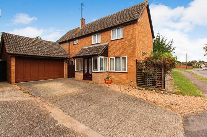 5 Bedroom Detached House For Sale In Radwell Road, Milton Ernest, MK44
