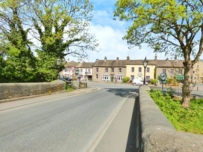 4 Bedroom House For Sale In Brideholme, High Street, Gargrave, BD23