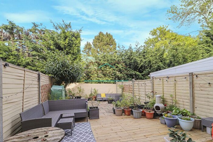4 Bedroom Terraced House For Sale In Gibbards Close, Sharnbrook, Bedford, Bedfordshire, MK44