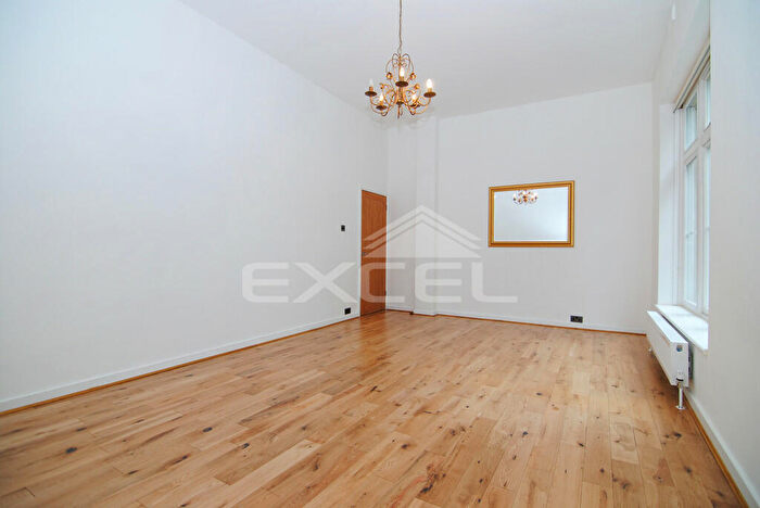 1 Bedroom Apartment To Rent In Netherhall Gardens, Hampstead, NW3