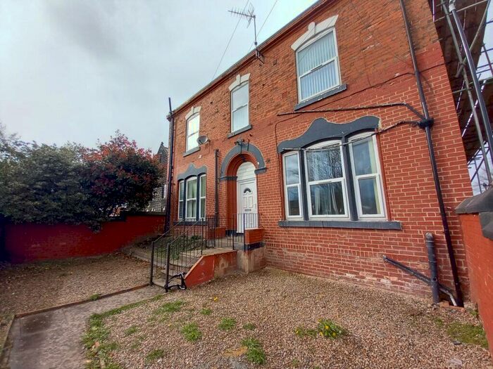 Studio To Rent In Church Road, Armley, Leeds, LS12