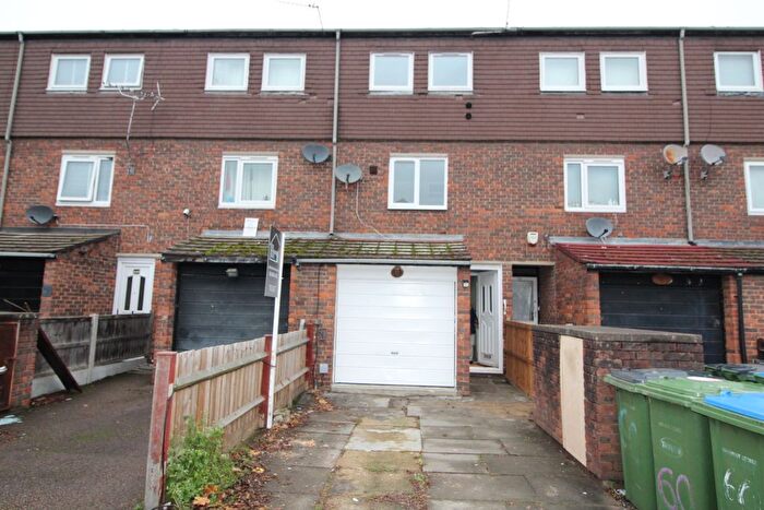 3 Bedroom Terraced House To Rent In Austen Close, Thamesmead, SE28