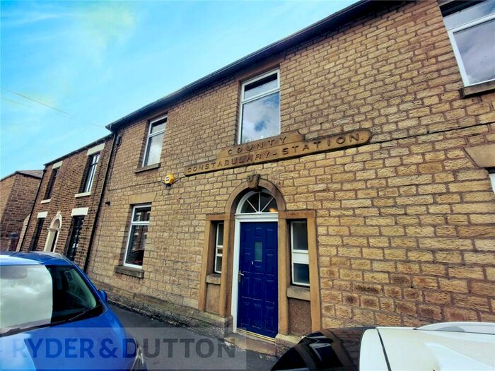 3 Bedroom Semi-Detached House To Rent In Argyle Street, Mossley, OL5