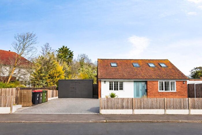 4 Bedroom Detached Bungalow For Sale In Rosemary Avenue, Broadstairs, CT10