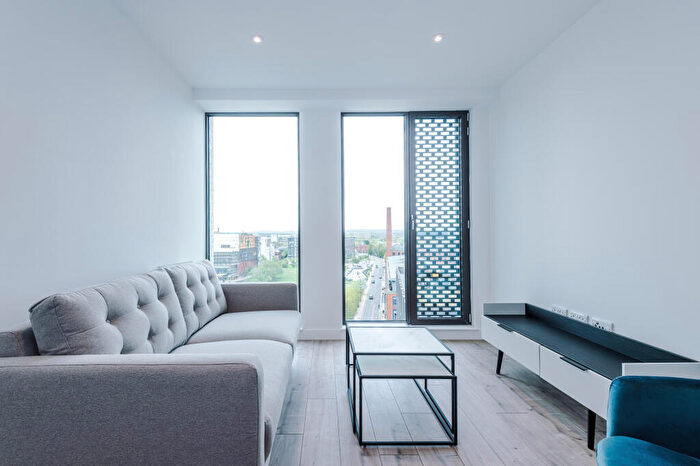 1 Bedroom Apartment To Rent In Victoria House, Manchester, M4