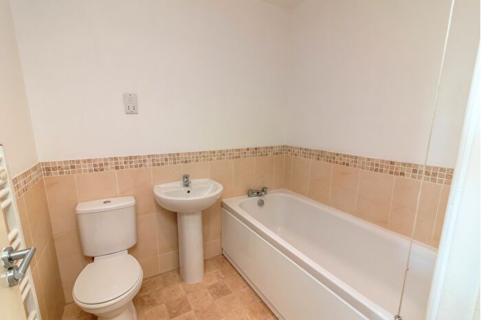 4 Bedroom Town House To Rent In Old Crown Gardens, Great Houghton, Barnsley, S72