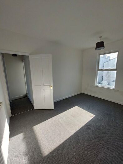 3 Bedroom Semi-Detached House To Rent In Melville Terrace, Bristol, BS3