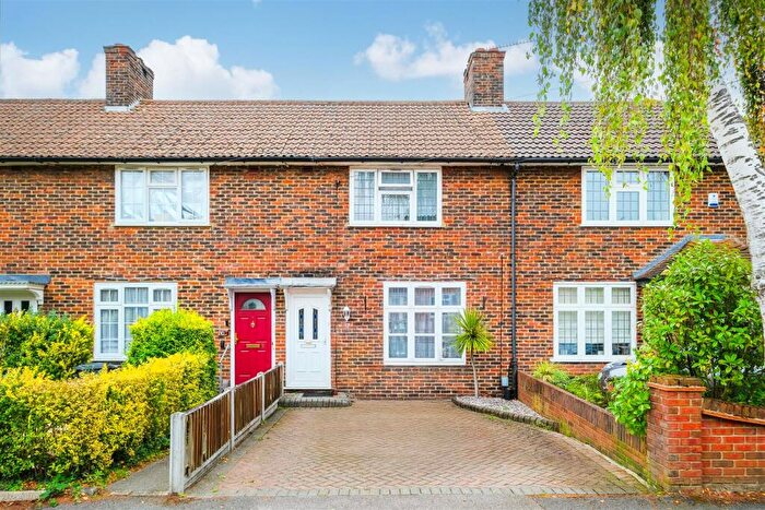 2 Bedroom Terraced House To Rent In Arbor Road, North Chingford, E4