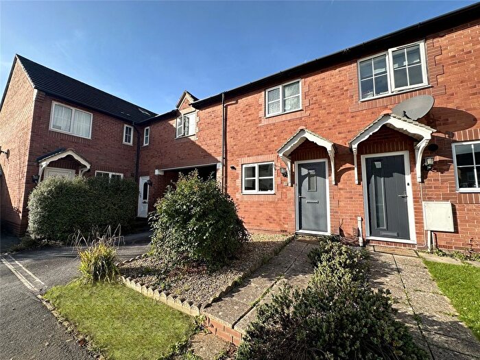 2 Bedroom Terraced House To Rent In Headingley Close, Exeter, EX2