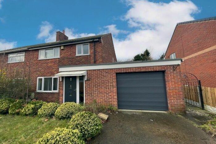 3 Bedroom Semi-Detached House To Rent In Wesley Avenue, Sheffield, S26