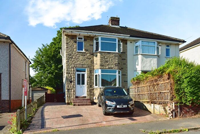 3 Bedroom Semi-Detached House For Sale In Kirkdale Drive, Sheffield, South Yorkshire, S13