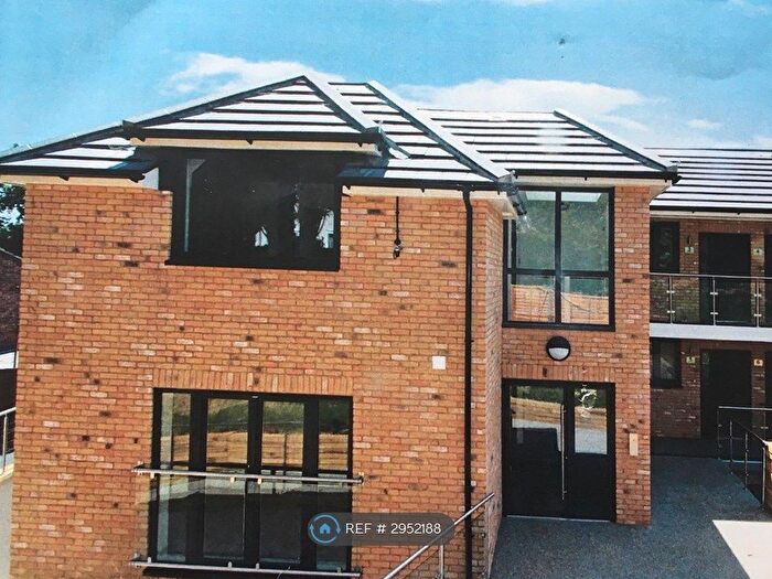 2 Bedroom Flat To Rent In Ash Court, Bexleyheath, DA6