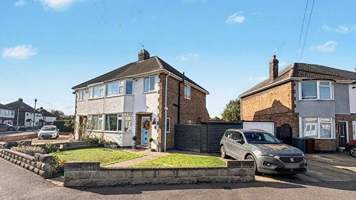 3 Bedroom Semi-Detached House For Sale In Western Crescent, Lincoln, LN6