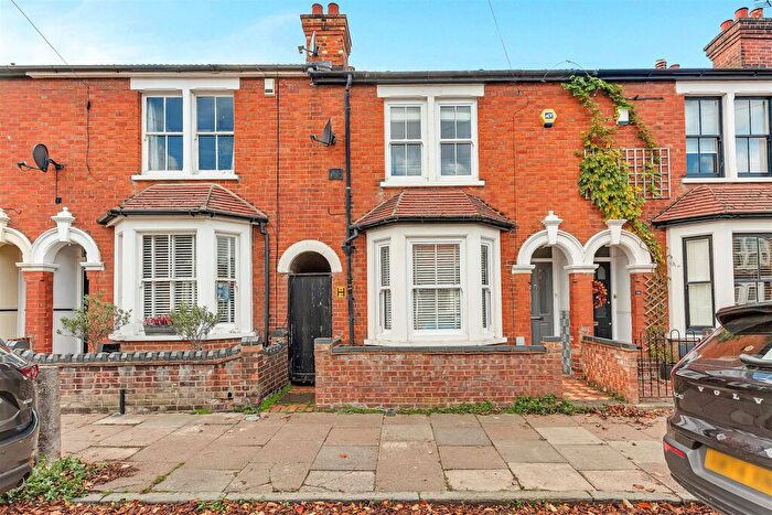 3 Bedroom Terraced House For Sale In Denmark Street, Bedford, MK40