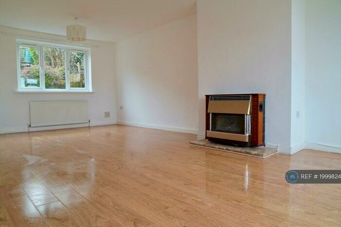 3 Bedroom Semi-Detached House To Rent In Edgeworth Road, Bath, BA2