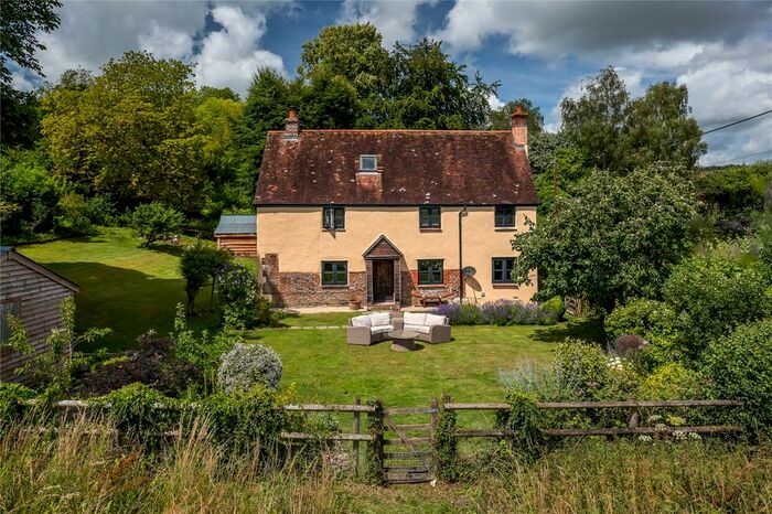 3 Bedroom Detached House For Sale In Stubhampton, Blandford Forum, Dorset, DT11