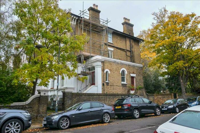 2 Bedroom Apartment To Rent In Vanbrugh Park, London, SE3