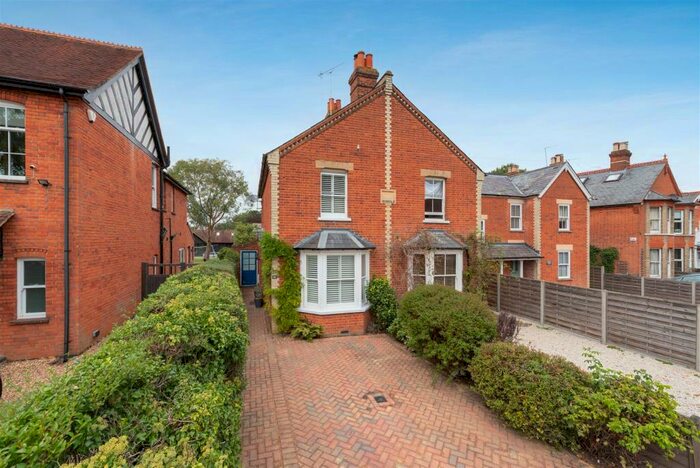 3 Bedroom Semi-Detached House To Rent In Kennel Ride, Ascot, SL5