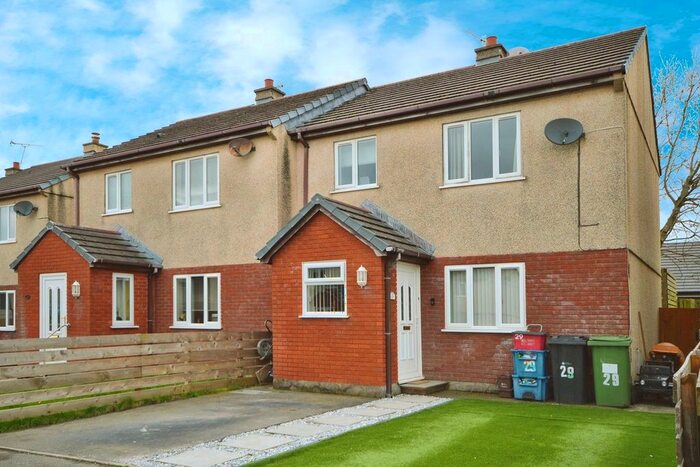 3 Bedroom Semi-Detached House For Sale In Bro Ednyfed, Llangefni, LL77