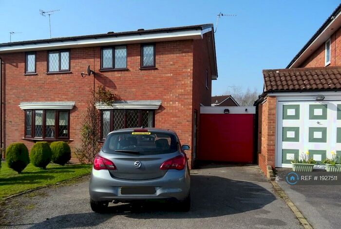 2 Bedroom Semi-Detached House To Rent In Hollings Grove, Solihull, B91