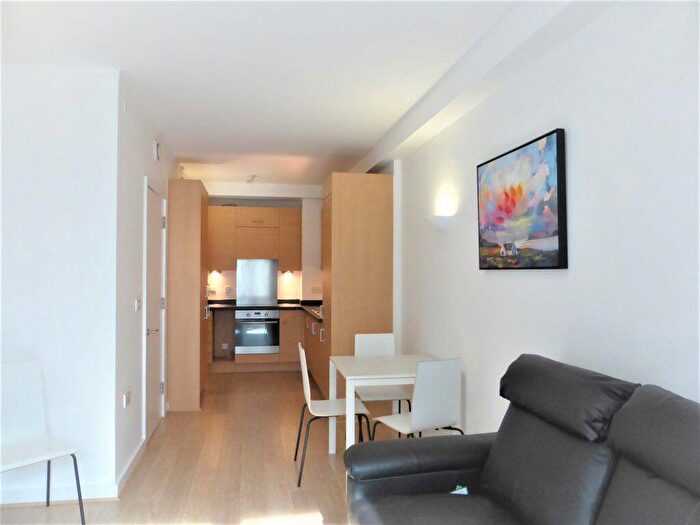 1 Bedroom Flat To Rent In Pullman Haul -, P16