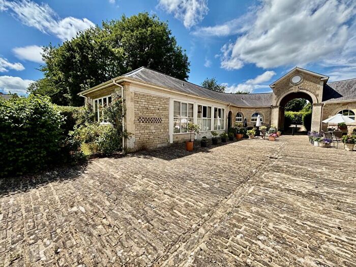2 Bedroom Barn Conversion For Sale In Academy Drive, Corsham, SN13