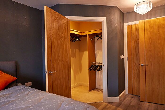 2 Bedroom Flat For Sale In Brindley Gardens, Bilbrook, WV8