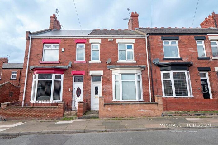 3 Bedroom Terraced House To Rent In Holyoake Terrace, Roker, Sunderland, SR6