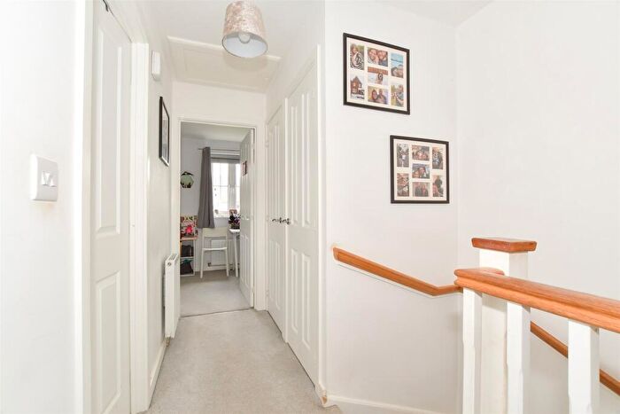 2 Bedroom Semi-Detached House For Sale In Hewitts Road, Cranleigh, Surrey, GU6