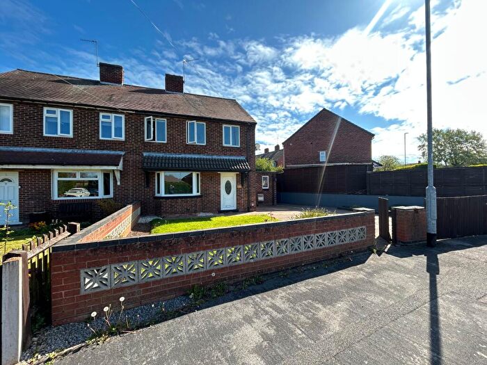 3 Bedroom Semi Detached House To Rent In Bedford Road, Burton Upon Trent, Stapenhill, DE15