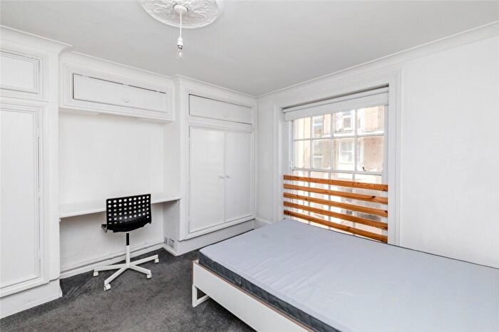 3 Bedroom Flat To Rent In St Georges Road, Brighton, BN2