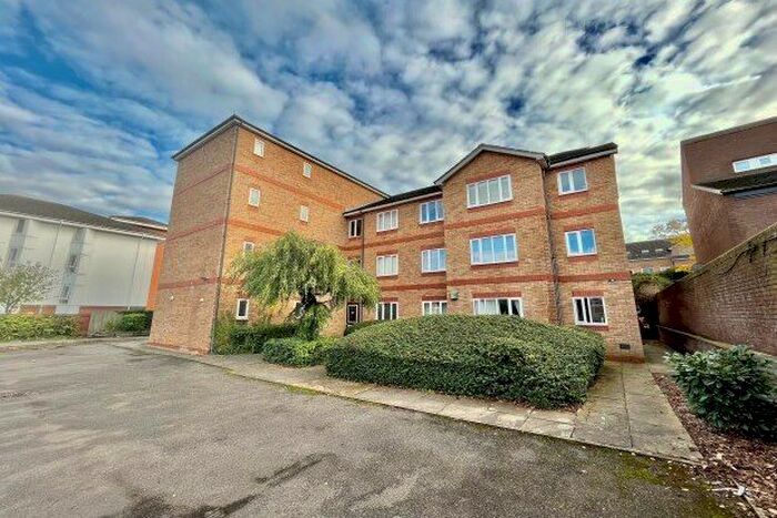 2 Bedroom Flat To Rent In Charlotte Street, Leamington Spa, CV31