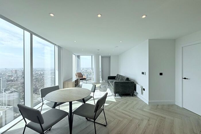 2 Bedroom Apartment To Rent In Bankside, M3