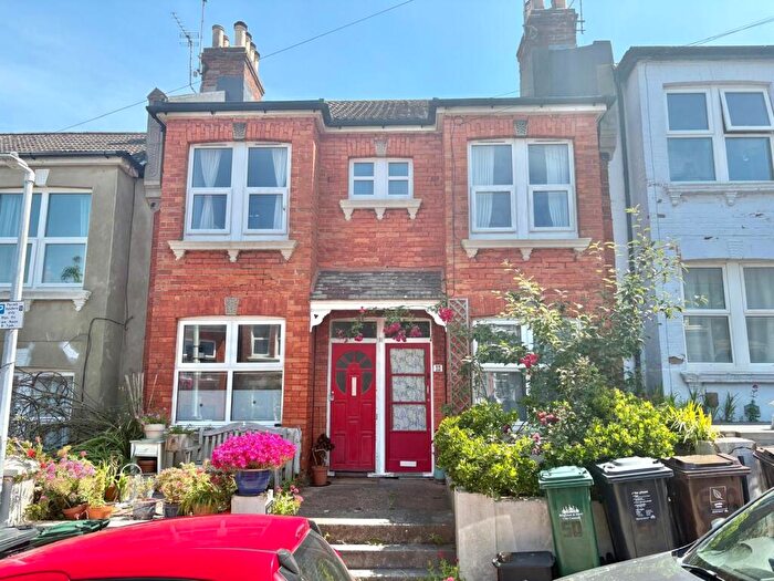 2 Bedroom Flat To Rent In Sandown Road, Brighton, BN2