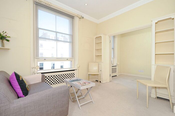 2 Bedroom Flat To Rent In Belgrave Road, London, SW1V