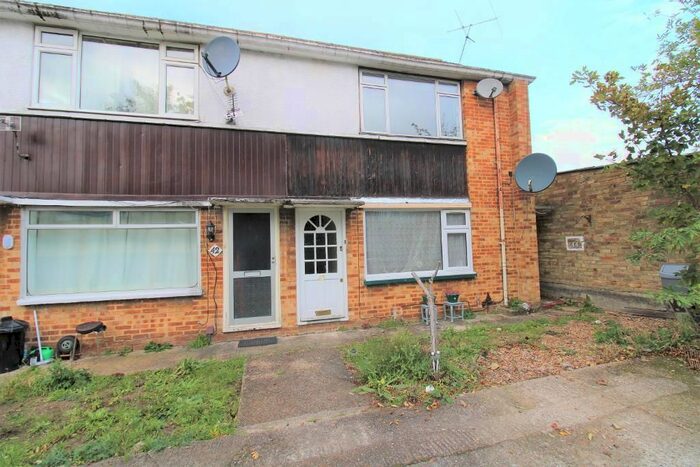 Studio To Rent In Yeading Court, Yeading UB4