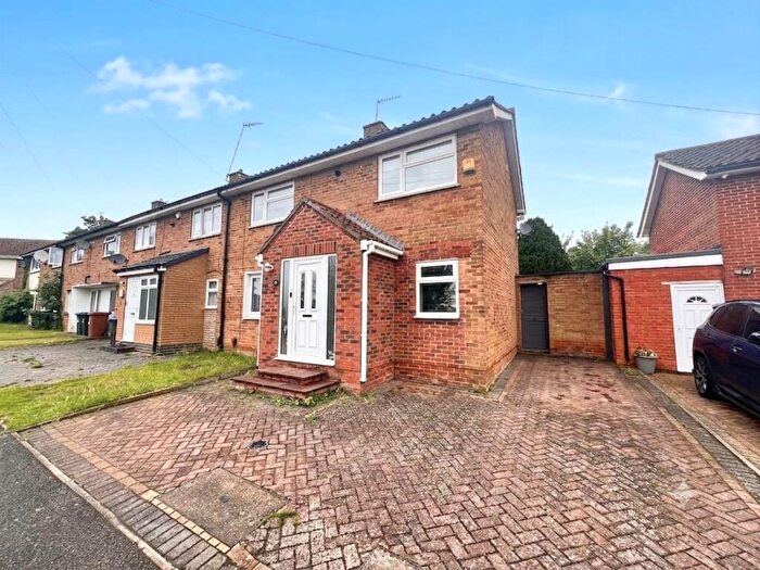 3 Bedroom End Of Terrace House For Sale In Bourne Crescent, Kings Heath, Northampton, NN5