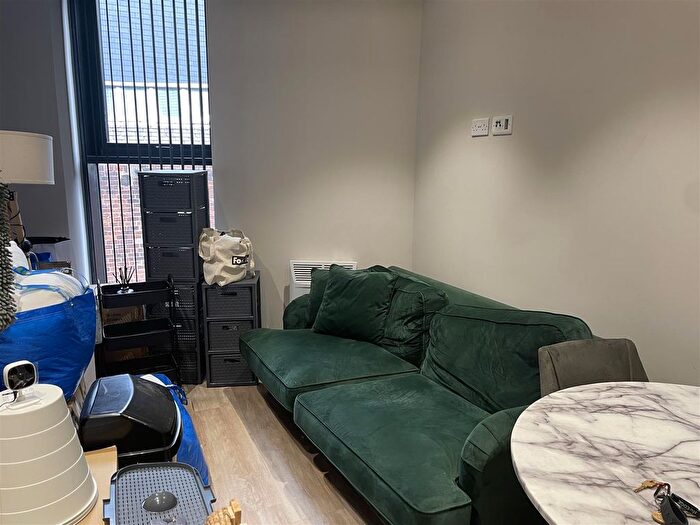 1 Bedroom Property To Rent In Park Cross Street, Leeds, LS1
